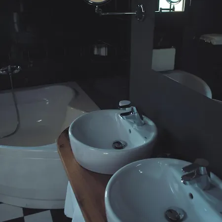 מלון El Lacayo De Sestiello 3*