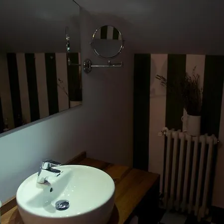 Hotel El Lacayo De Sestiello