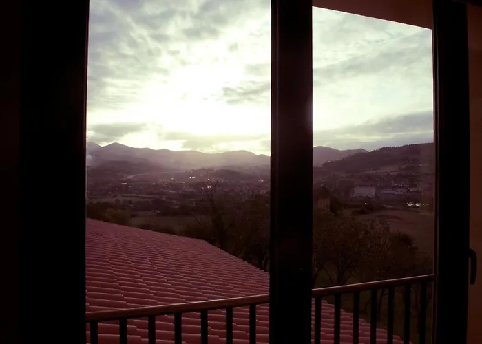 Hotel El Lacayo De Sestiello