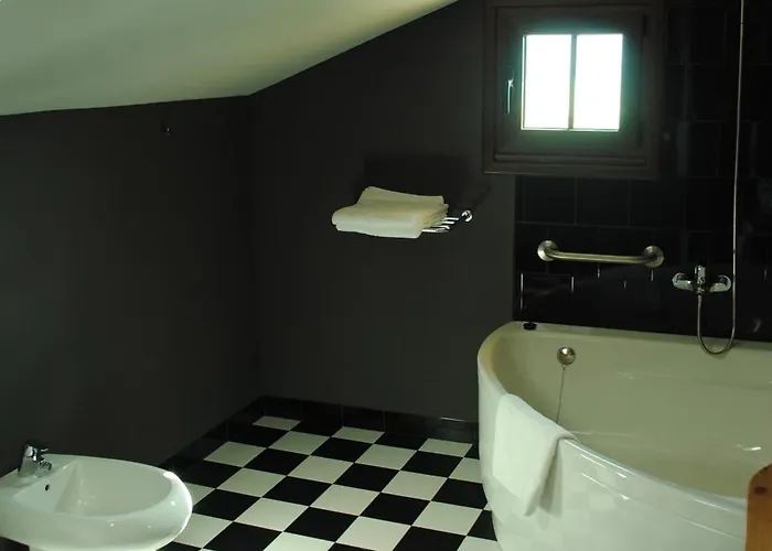 Hotel El Lacayo De Sestiello 3*