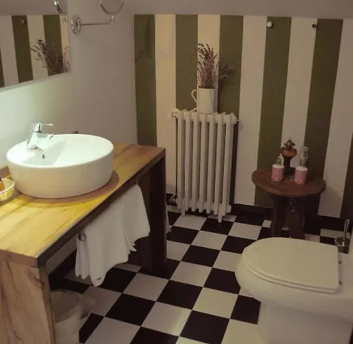 Hotel El Lacayo De Sestiello