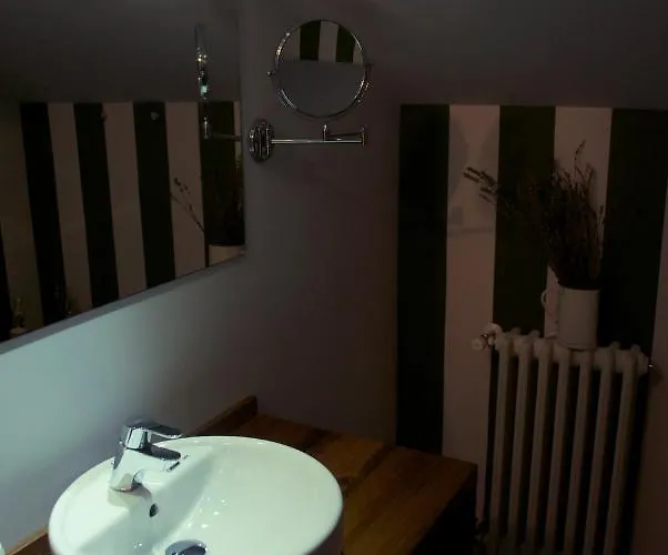 Hotel El Lacayo De Sestiello